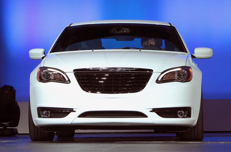  Chrysler 200 2011 года  (фото 91 из 122)